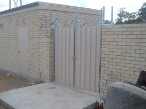 EAST COAST COMMERCIAL FENCING 363